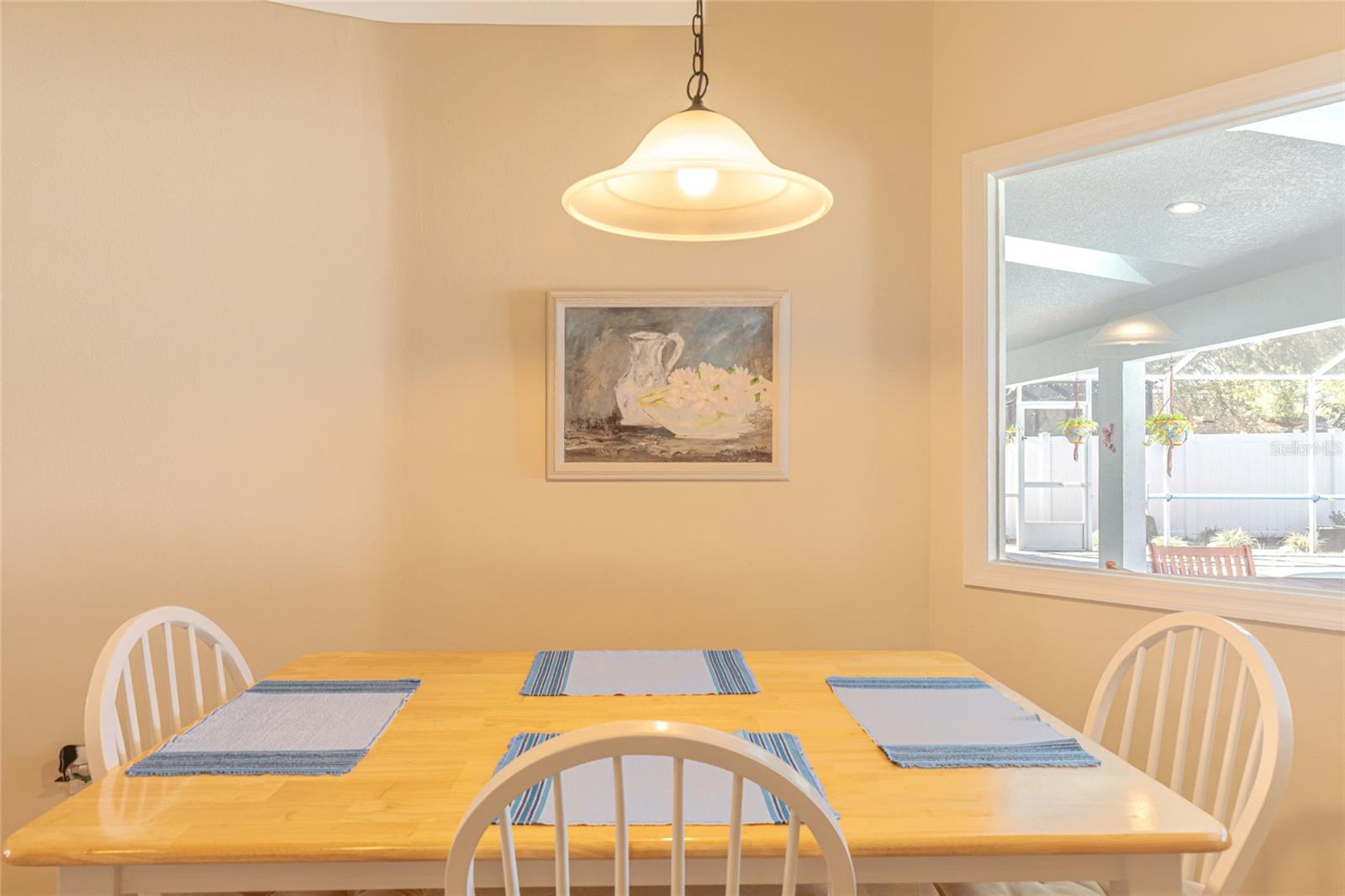 Listing photo id 22 for 44 Wellstream Lane