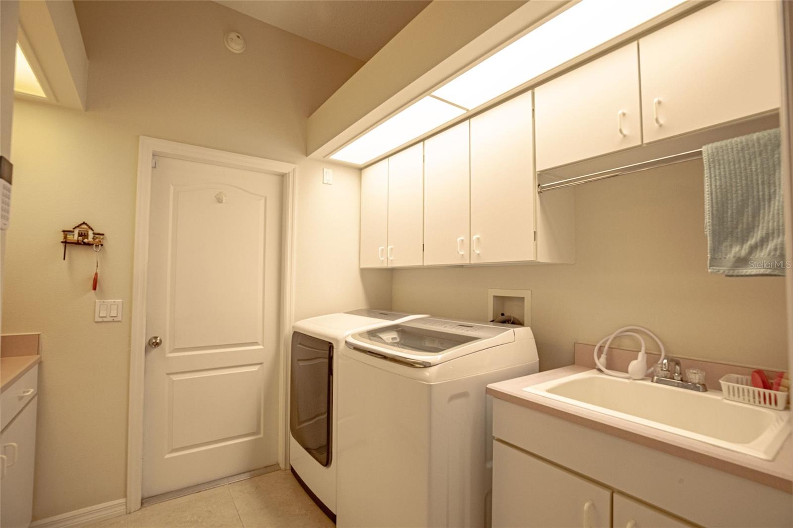 Listing photo id 25 for 44 Wellstream Lane