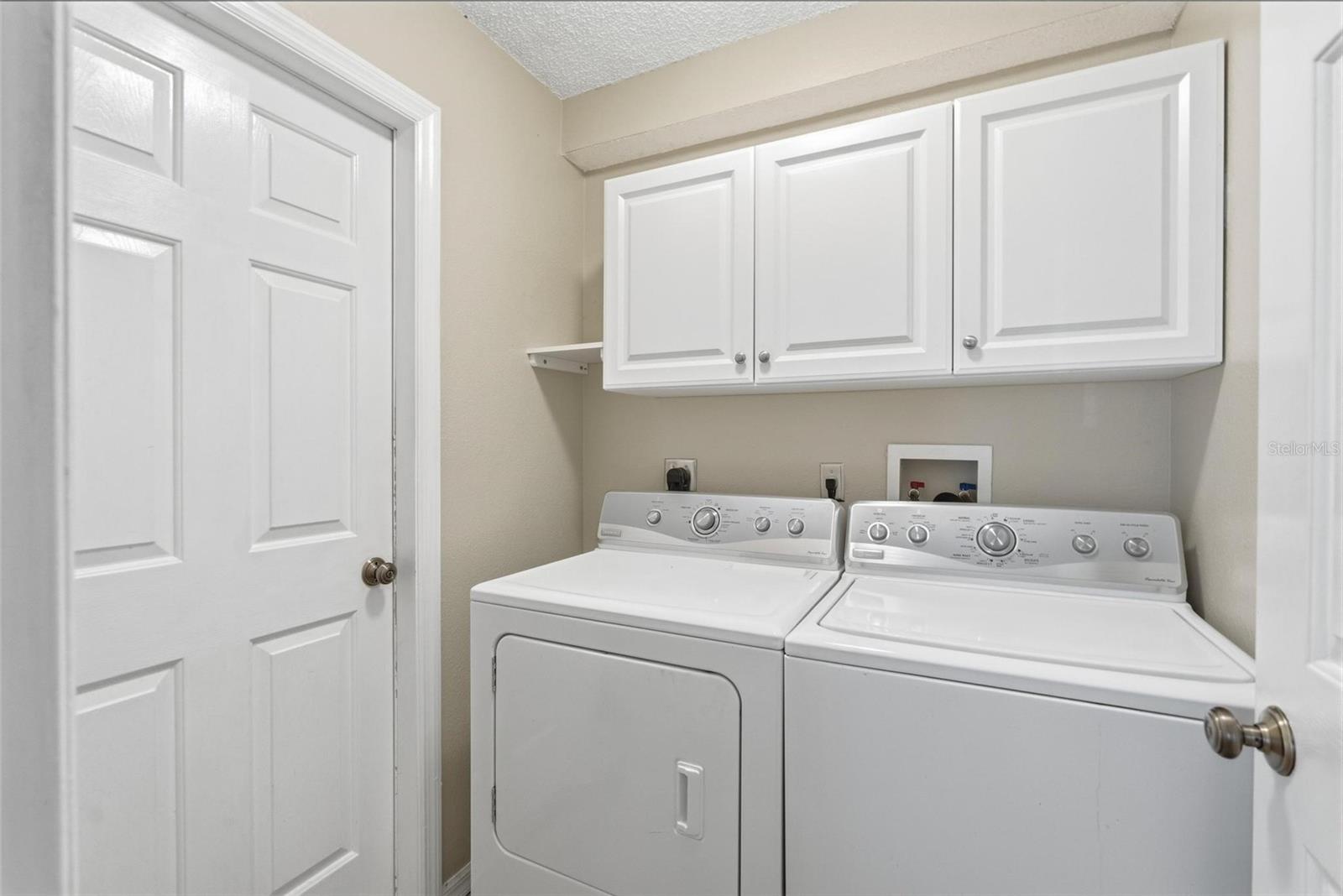 Image 17 of 31 For 656 Gainsboro Street