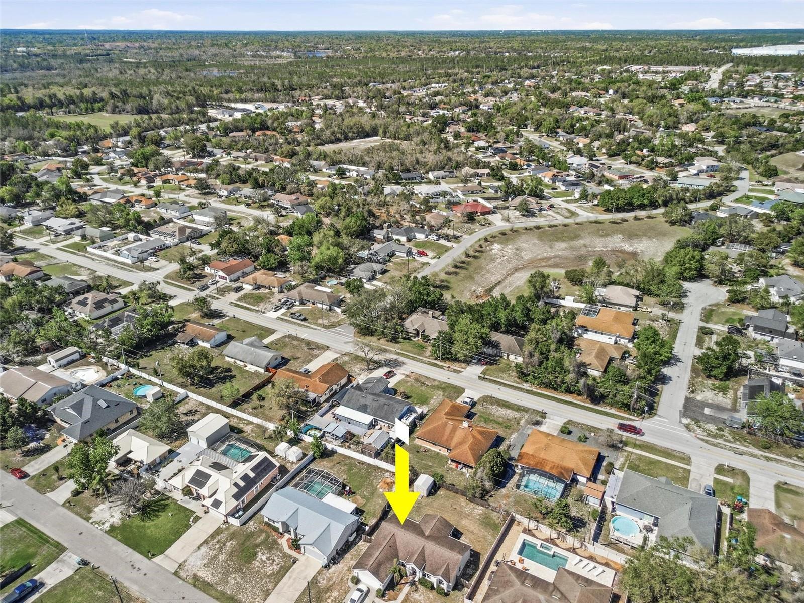 Image 28 of 31 For 656 Gainsboro Street