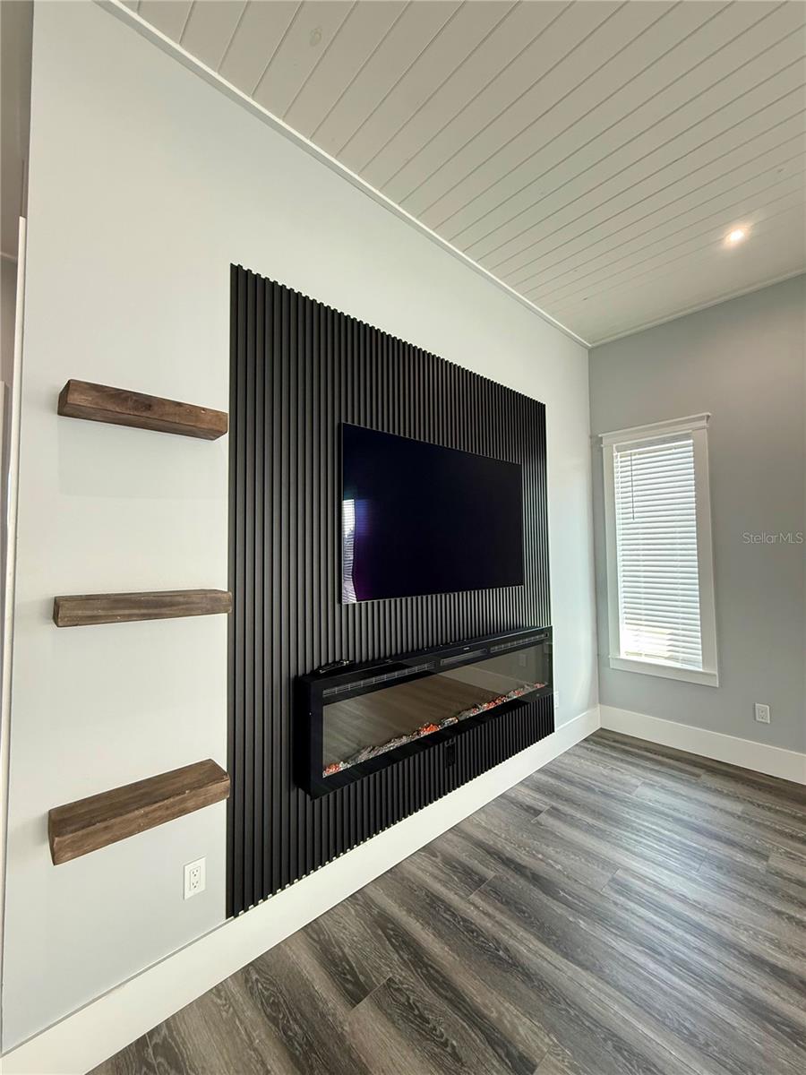 Image 16 of 44 For 304 7th Street