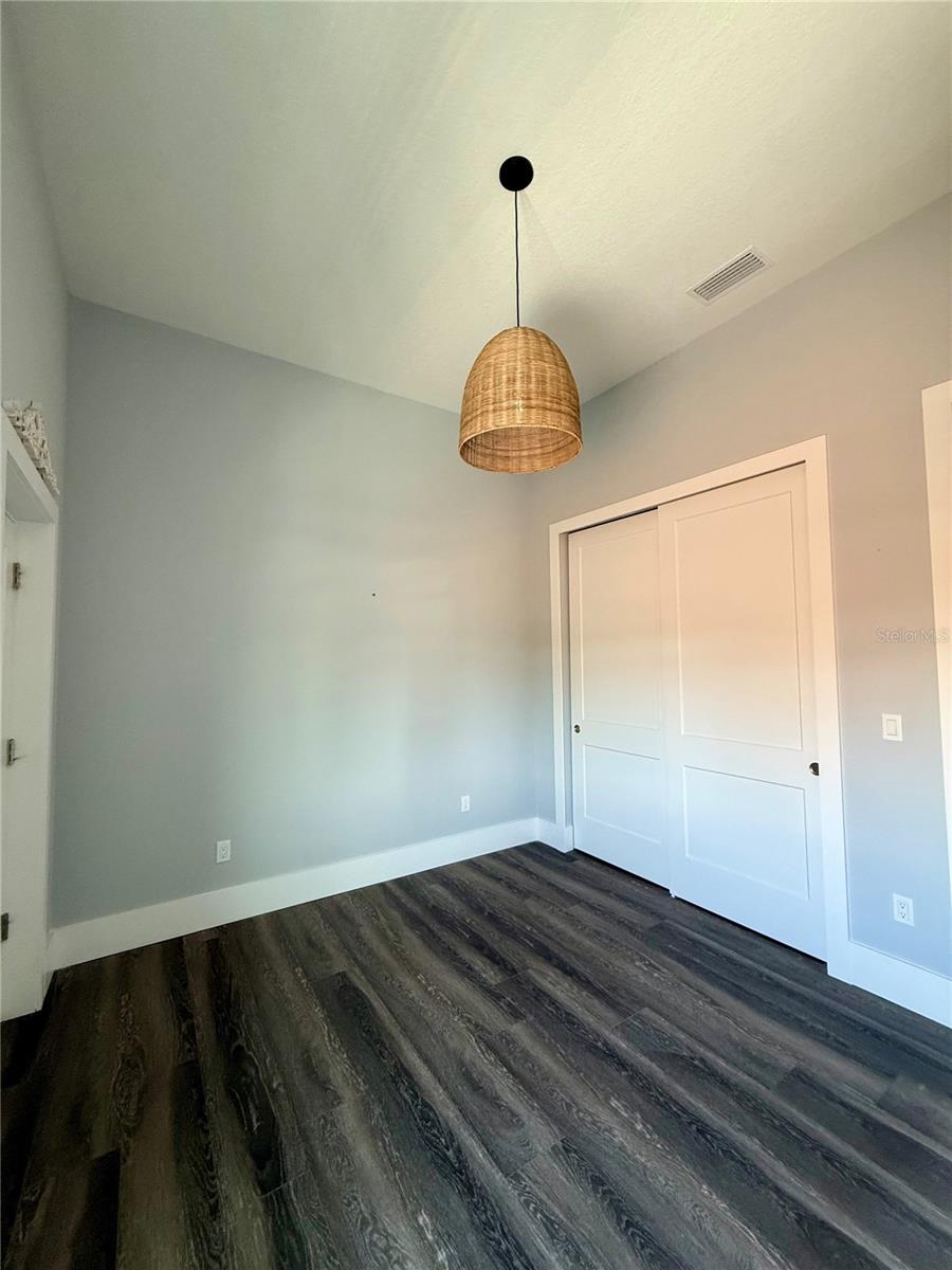 Image 21 of 44 For 304 7th Street