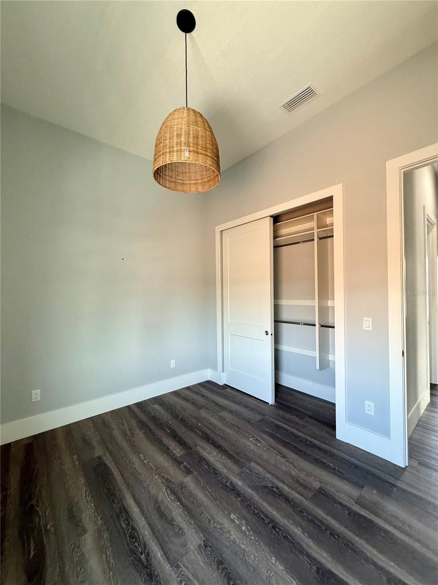 Image 23 of 44 For 304 7th Street