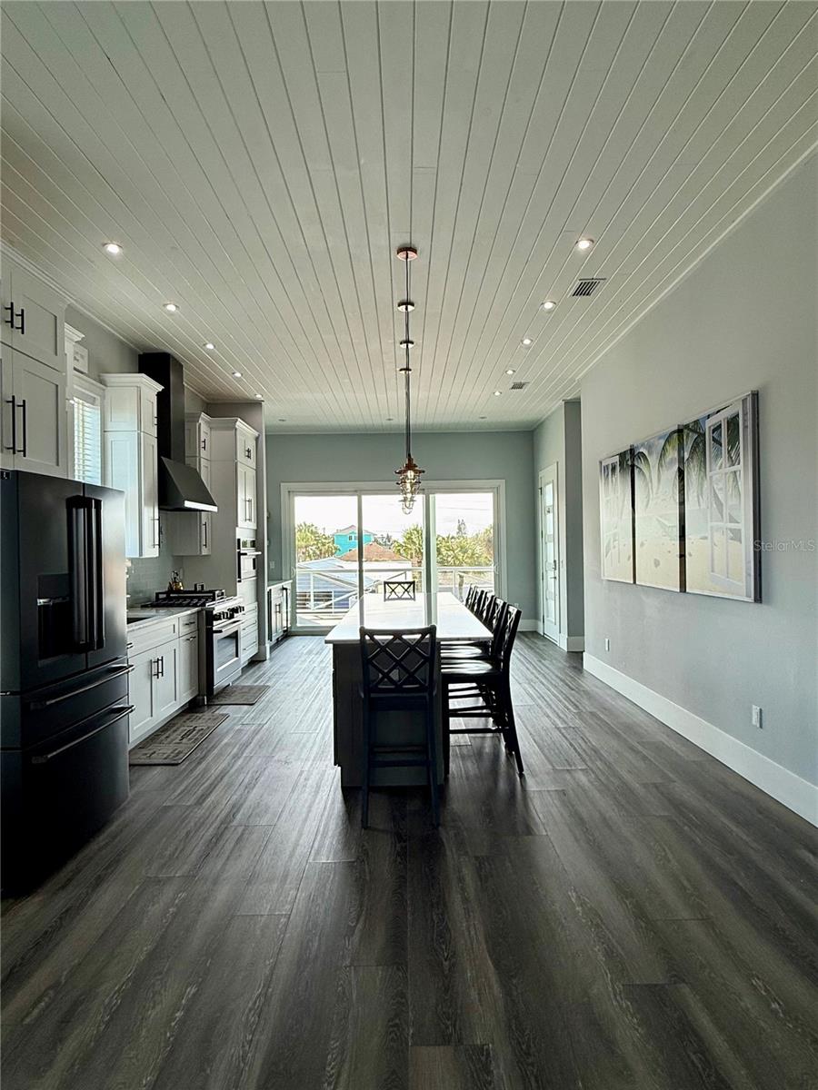 Image 3 of 44 For 304 7th Street