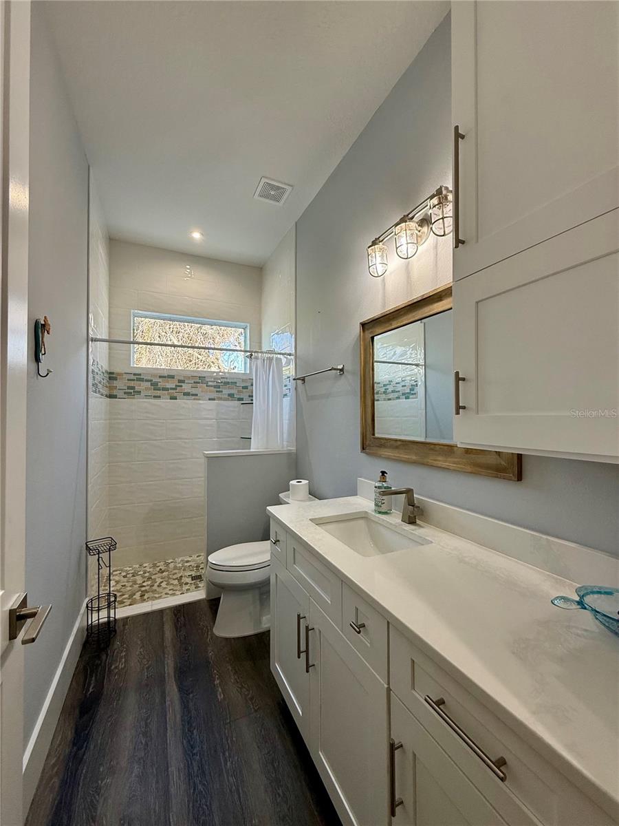 Image 41 of 44 For 304 7th Street