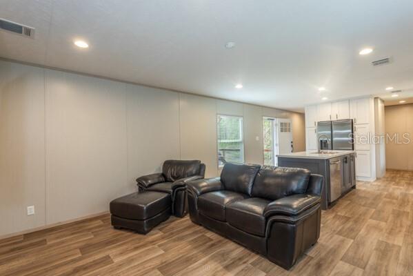 Image 7 of 34 For 5631 Ironwood Avenue