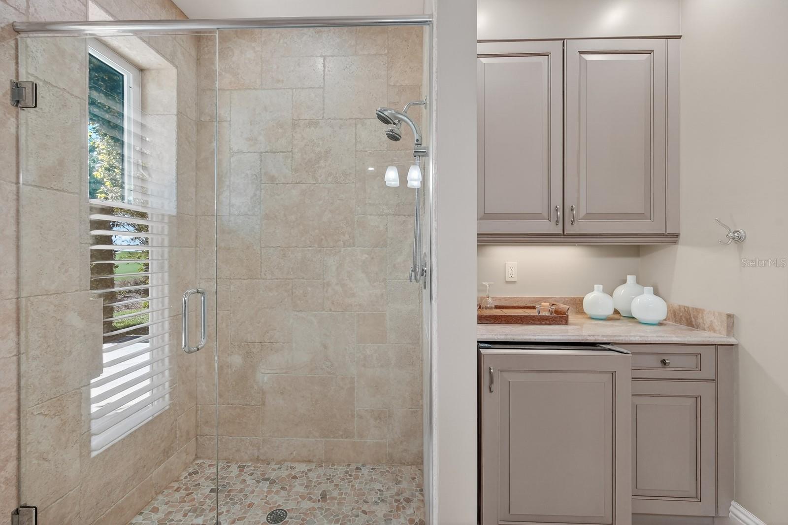 Image 49 of 99 For 20 Rue Grande Mer