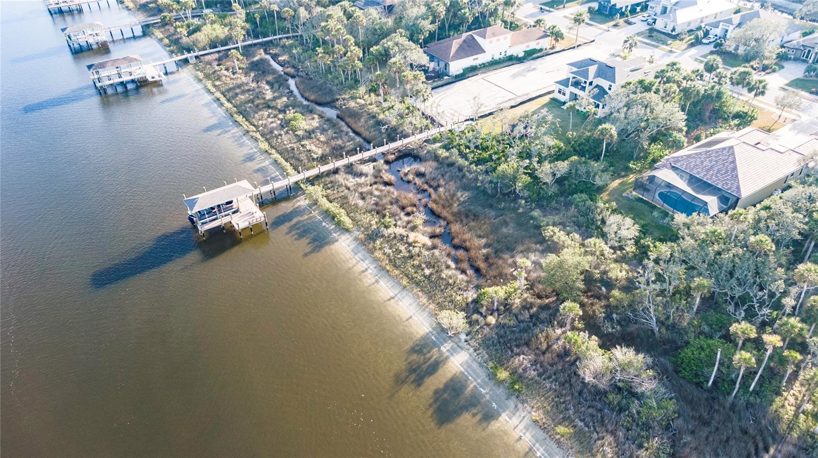 Image 22 of 52 For 185 Riverwalk Drive