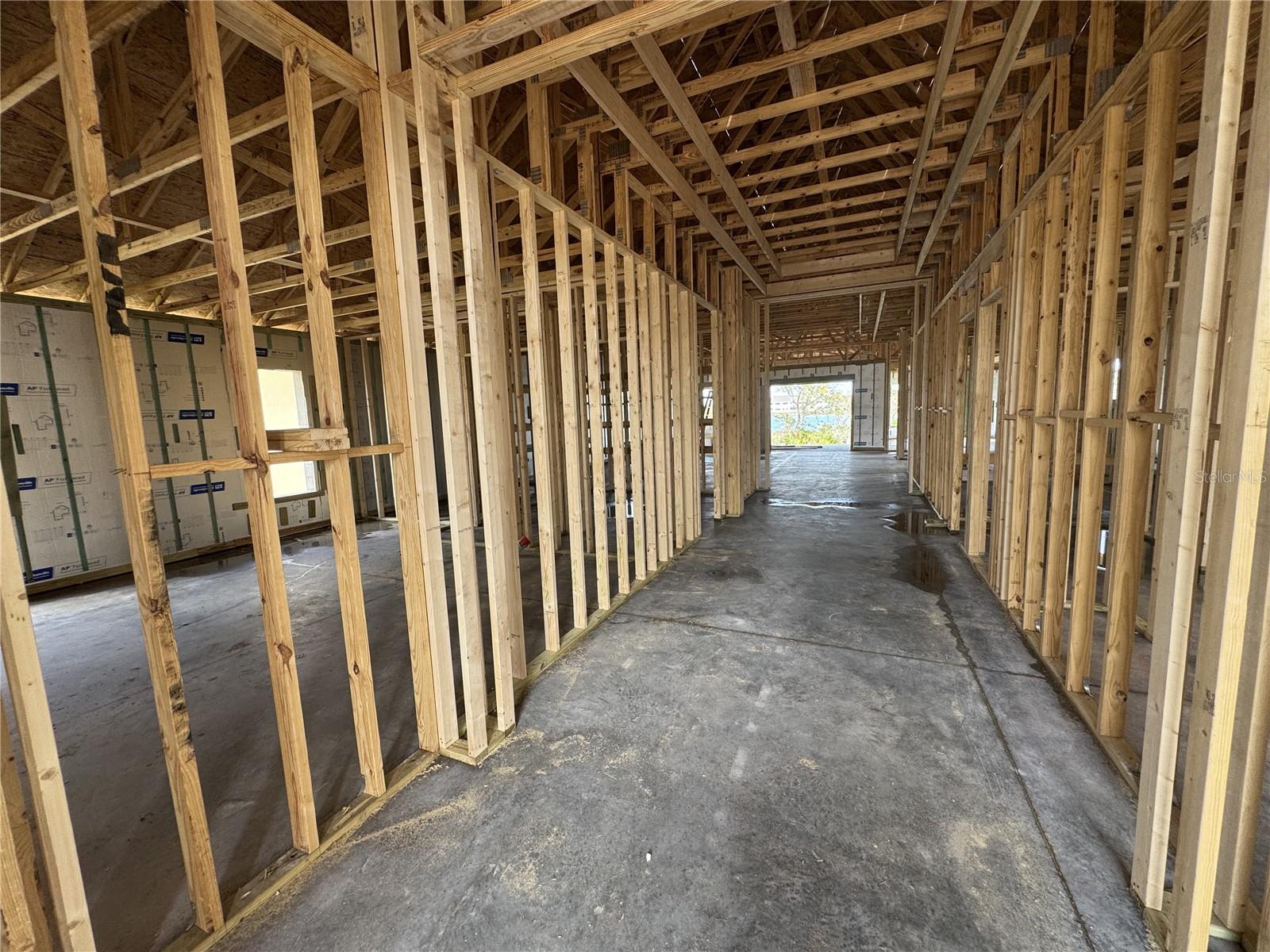 Image 5 of 52 For 185 Riverwalk Drive