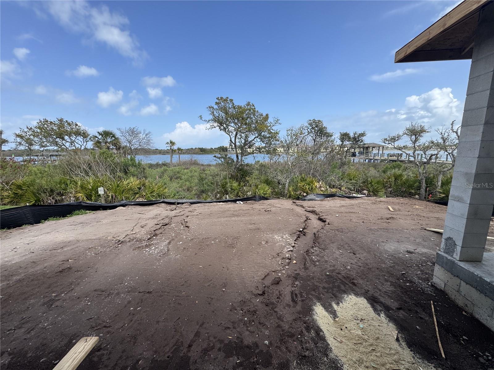 Image 7 of 52 For 185 Riverwalk Drive