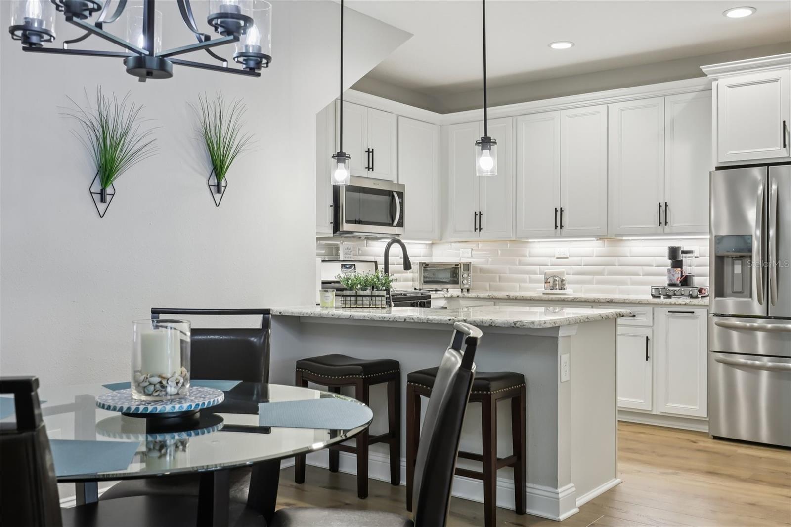 Image 4 of 41 For 322 Pine Bluff Drive