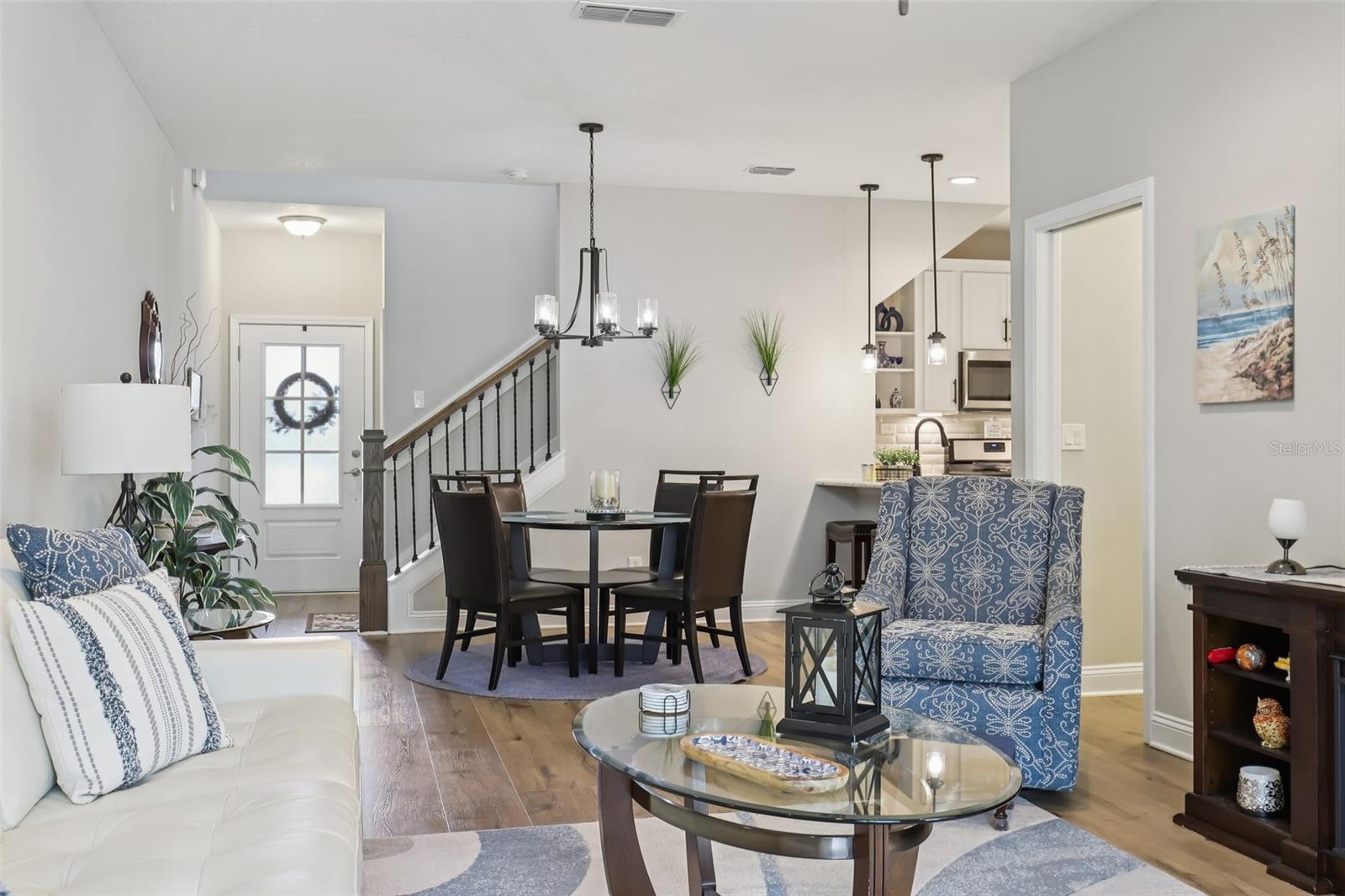 Image 8 of 41 For 322 Pine Bluff Drive