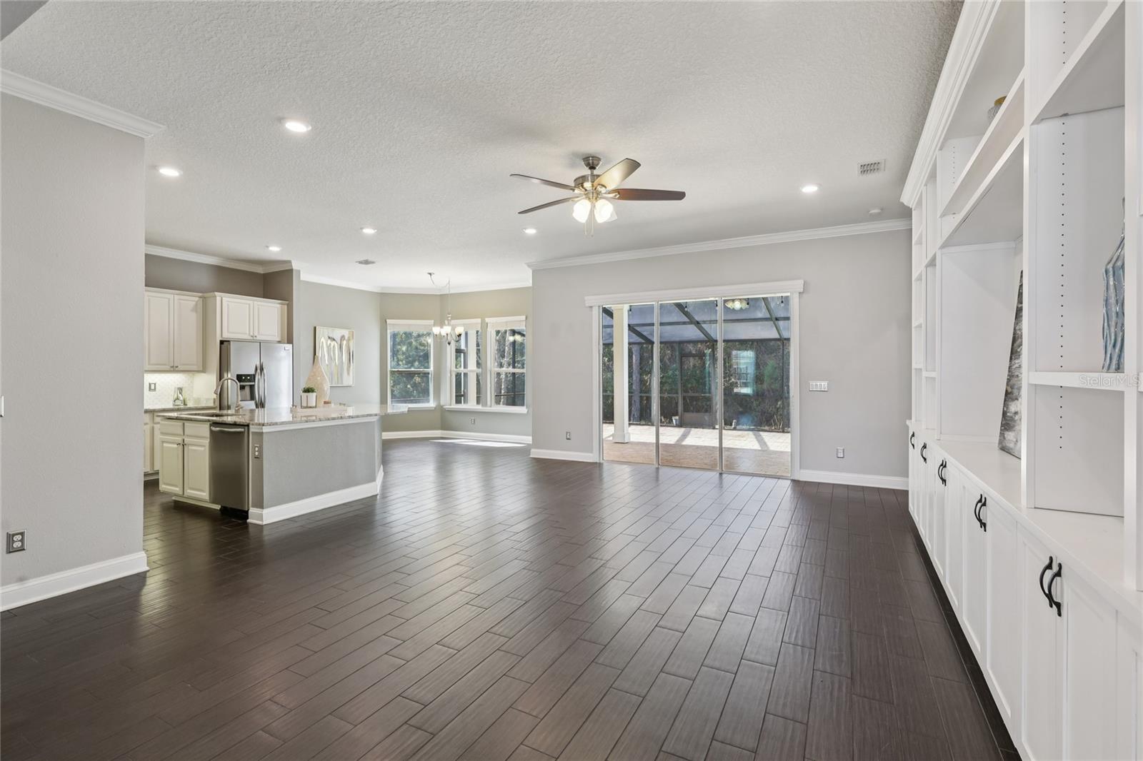 Image 14 of 58 For 544 Enrede Lane