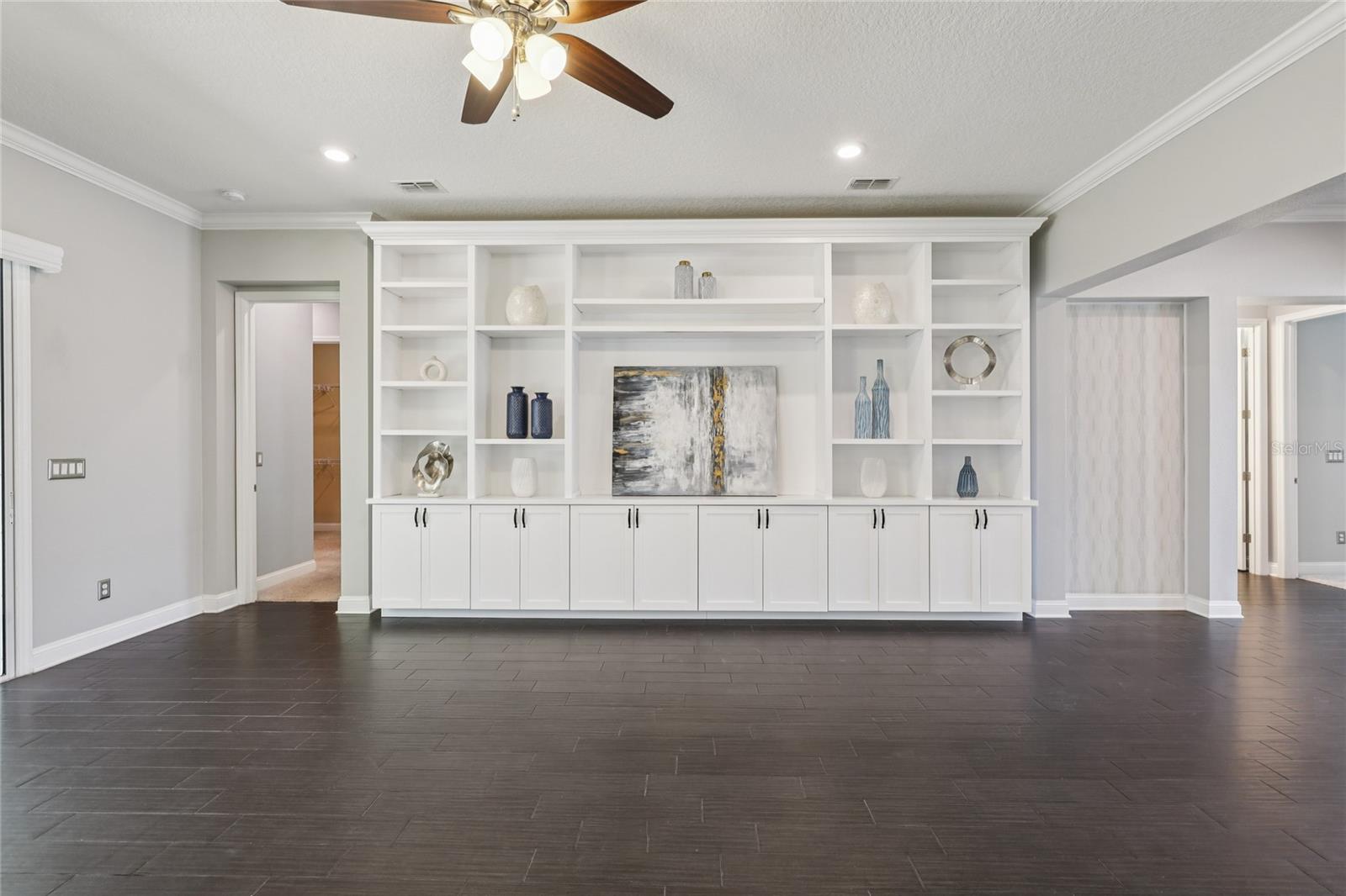 Image 18 of 58 For 544 Enrede Lane