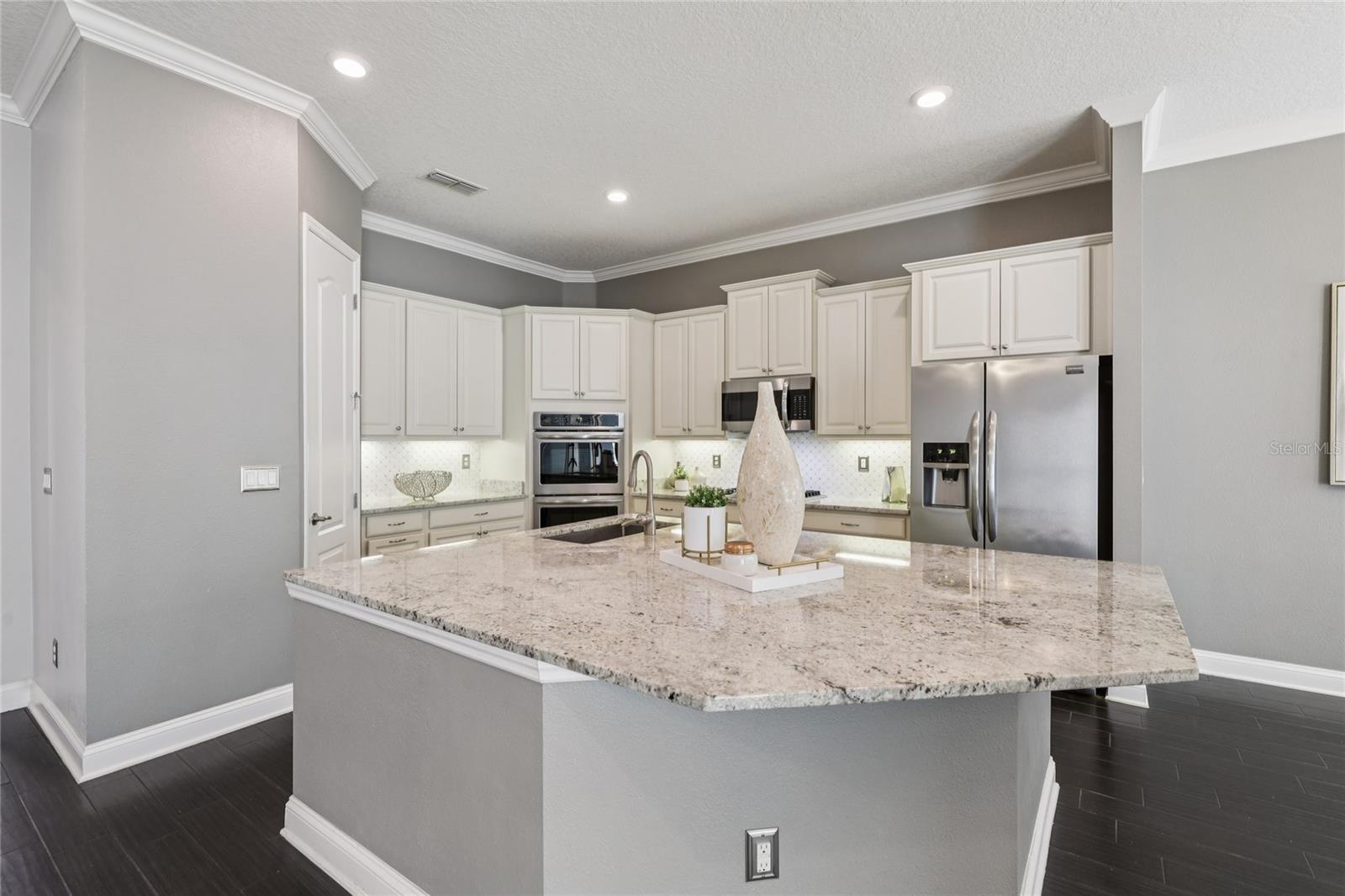 Image 19 of 58 For 544 Enrede Lane