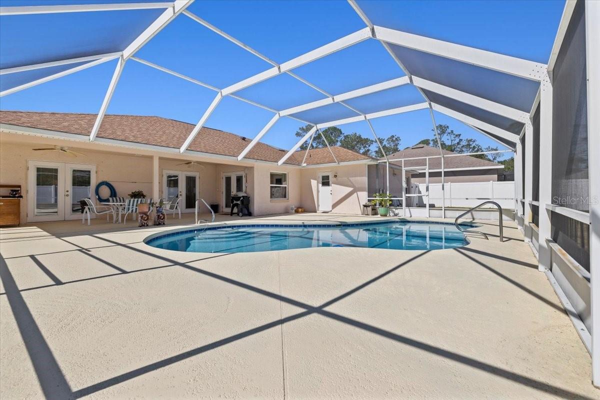 Image 33 of 53 For 8 Eagle Place