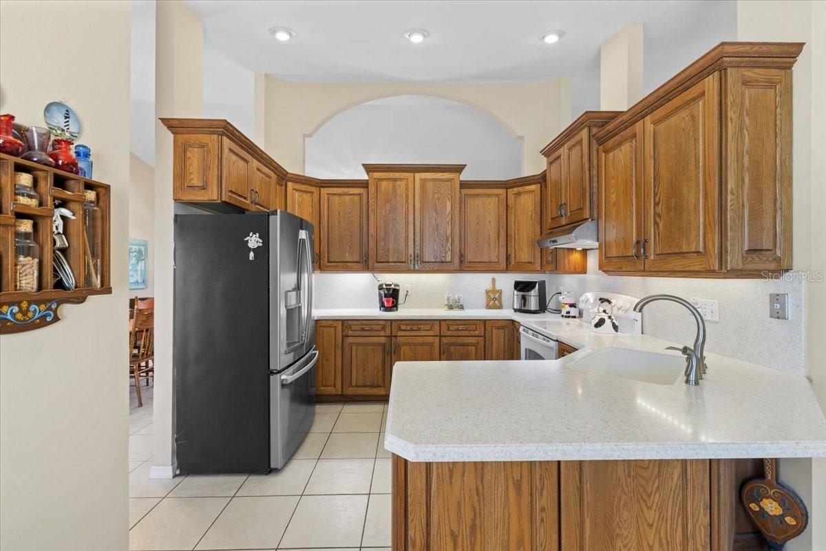 Image 7 of 53 For 8 Eagle Place