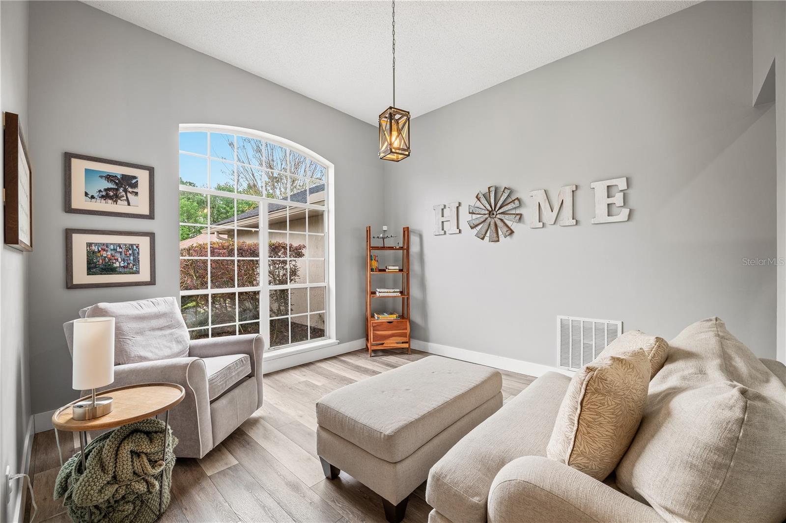 Image 10 of 50 For 2415 Moon Harbor Way