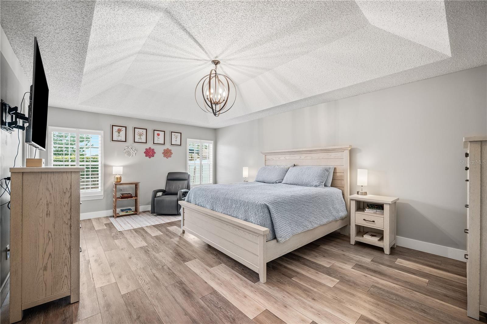 Image 15 of 50 For 2415 Moon Harbor Way