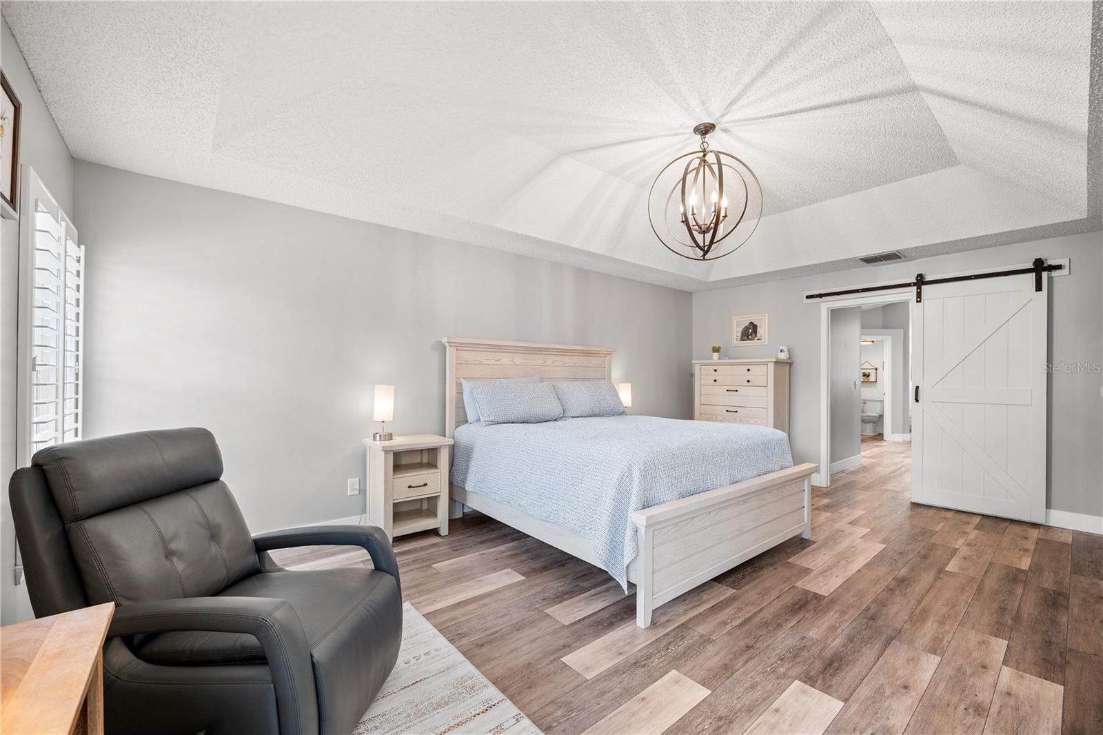 Image 16 of 50 For 2415 Moon Harbor Way