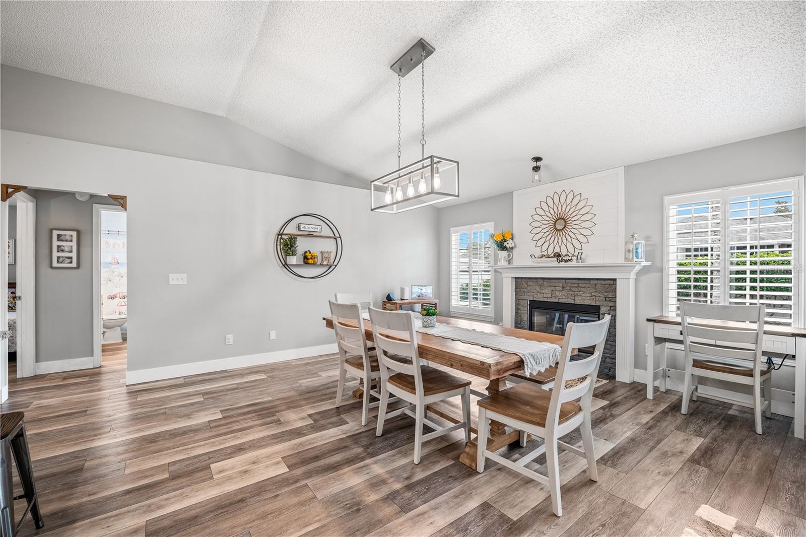 Image 23 of 50 For 2415 Moon Harbor Way