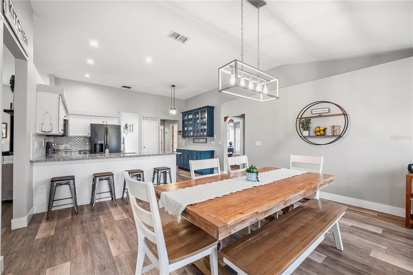 Image 24 of 50 For 2415 Moon Harbor Way