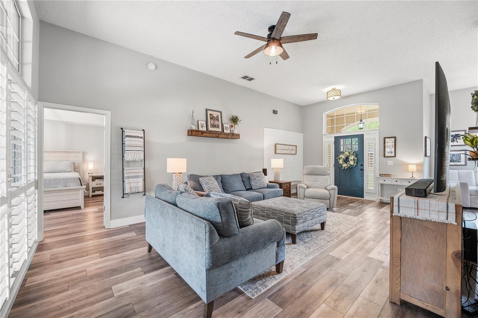 Image 3 of 50 For 2415 Moon Harbor Way