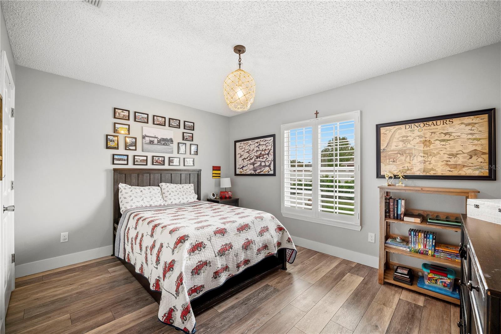 Image 30 of 50 For 2415 Moon Harbor Way