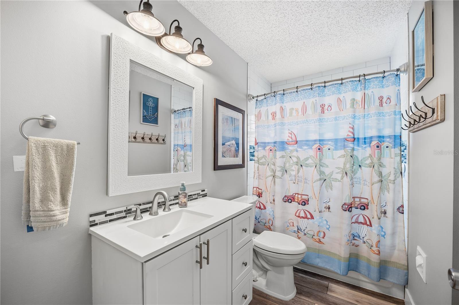 Image 32 of 50 For 2415 Moon Harbor Way