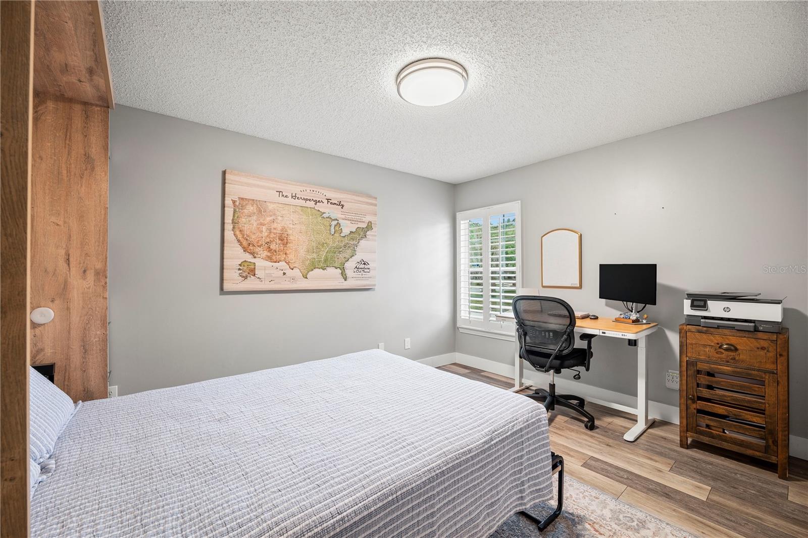 Image 35 of 50 For 2415 Moon Harbor Way