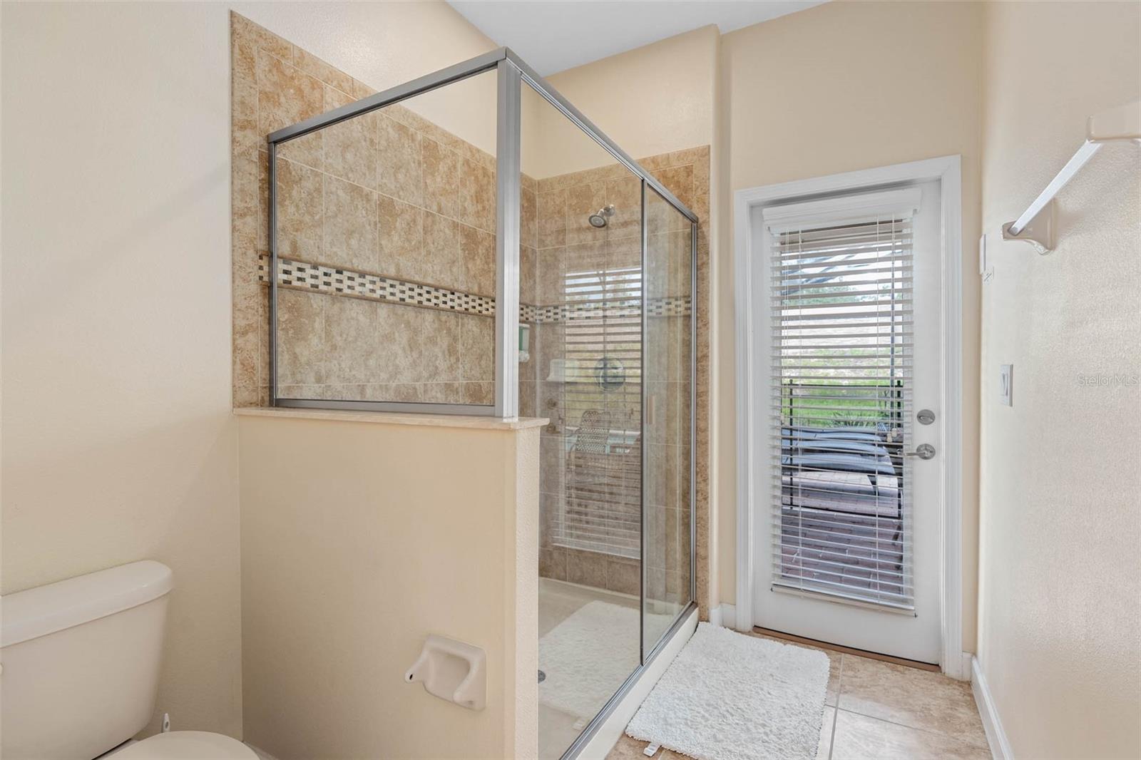 Image 17 of 60 For 1476 Moon Valley Drive