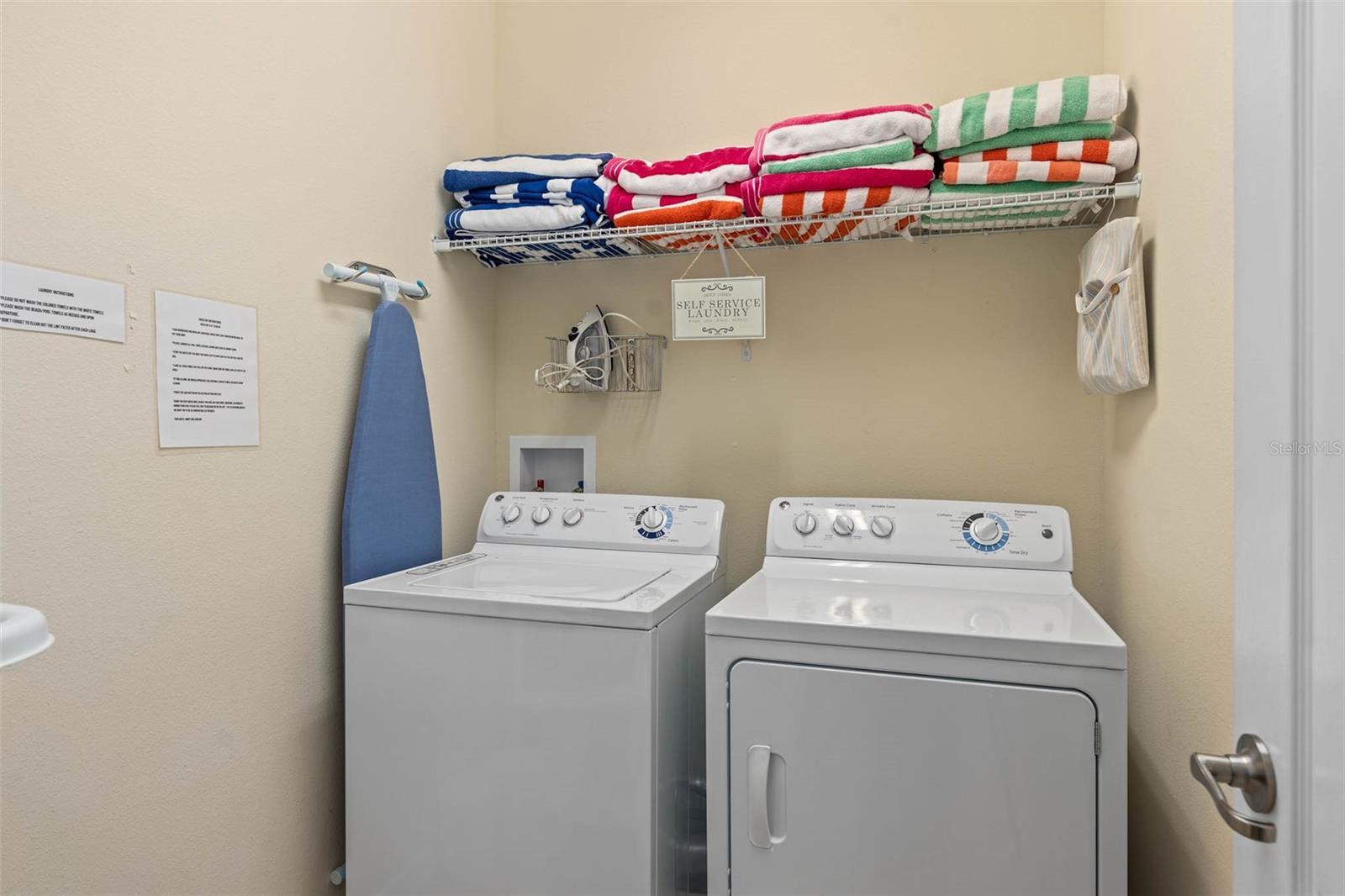 Image 20 of 60 For 1476 Moon Valley Drive