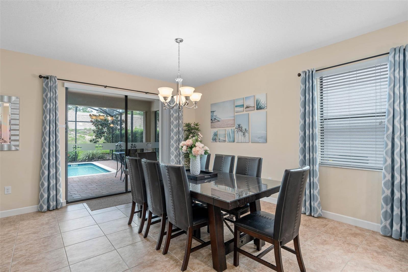 Image 5 of 60 For 1476 Moon Valley Drive