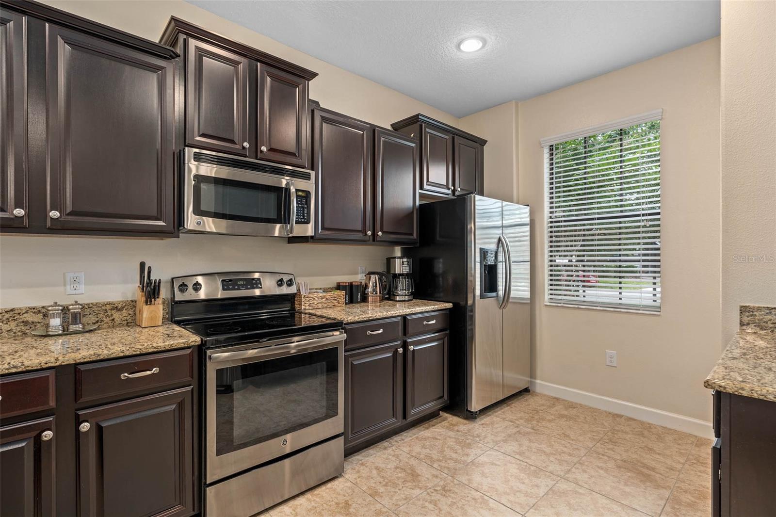 Image 6 of 60 For 1476 Moon Valley Drive