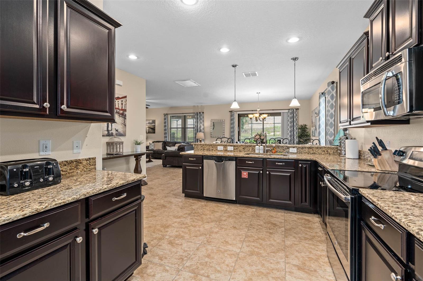 Image 8 of 60 For 1476 Moon Valley Drive