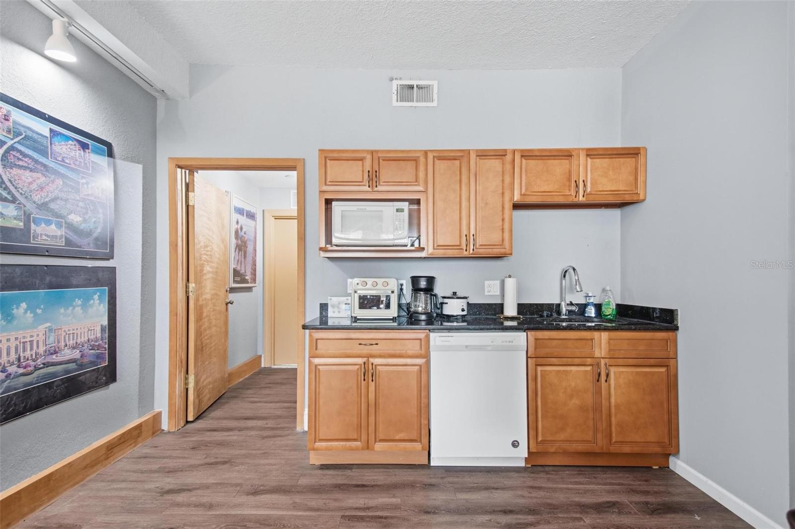 Image 20 of 30 For 101 Palm Harbor Parkway