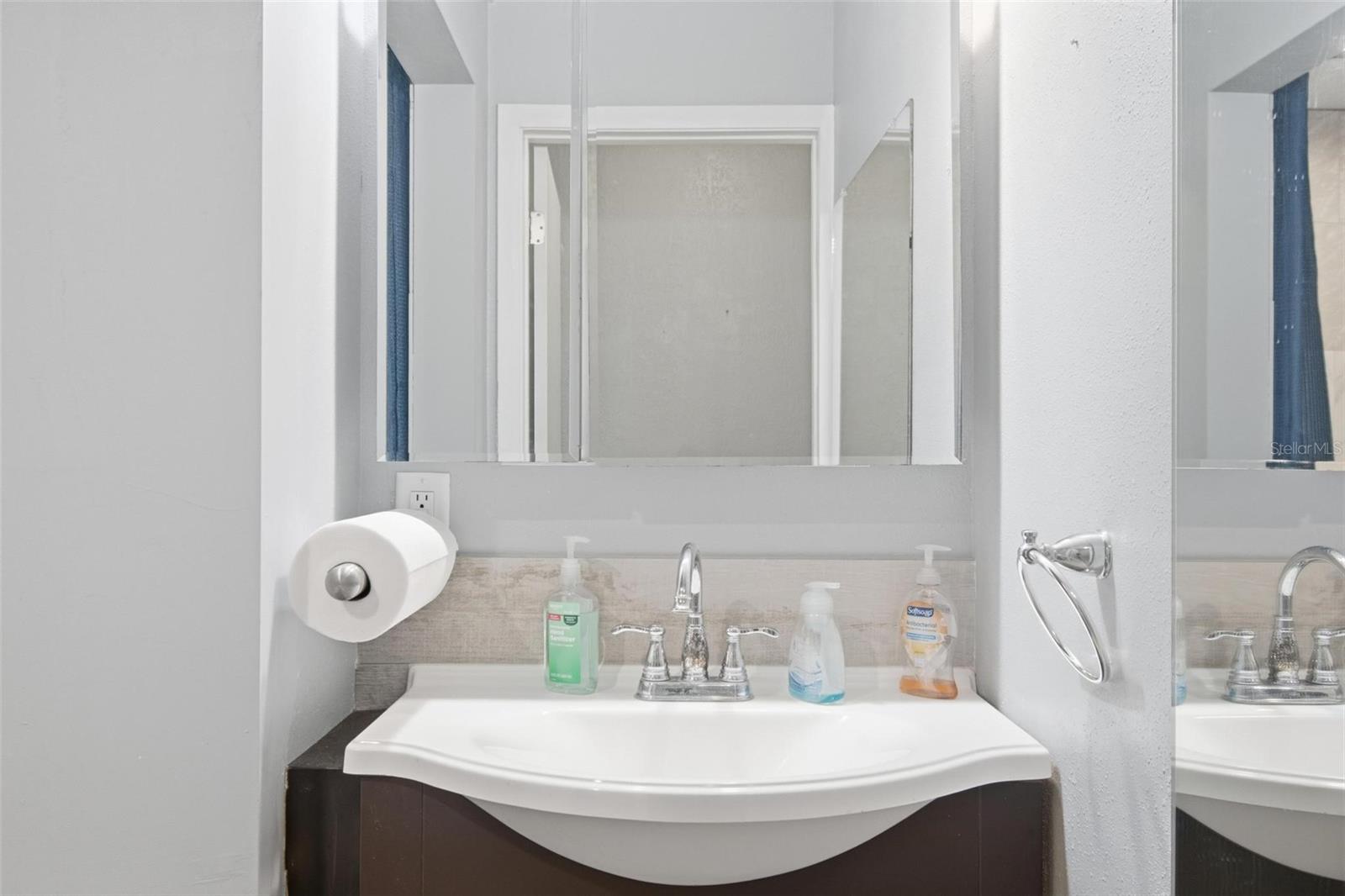 Image 22 of 30 For 101 Palm Harbor Parkway