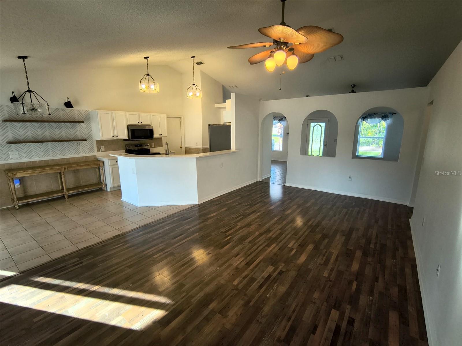 Image 8 of 21 For 177 Ryberry Drive