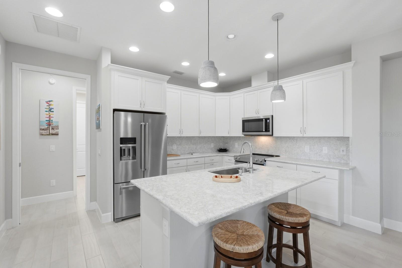 Image 10 of 36 For 896 Coral Reef Way