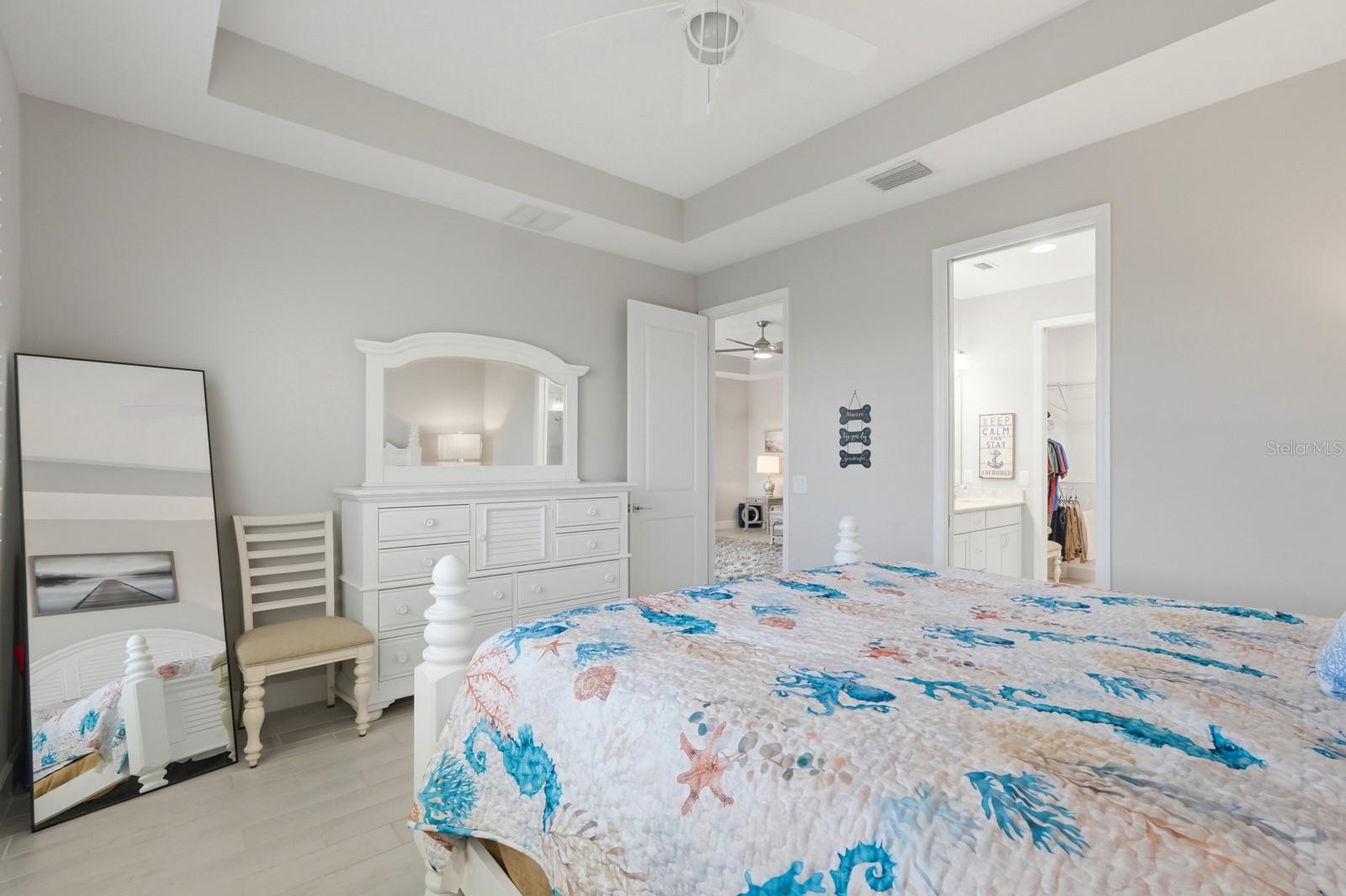 Image 14 of 36 For 896 Coral Reef Way