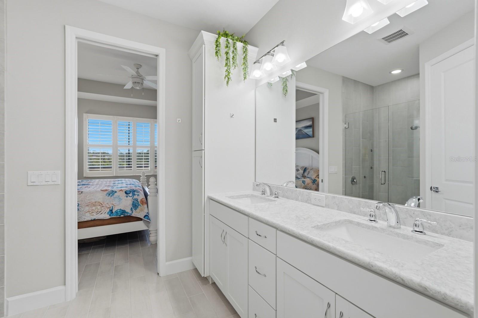 Image 15 of 36 For 896 Coral Reef Way