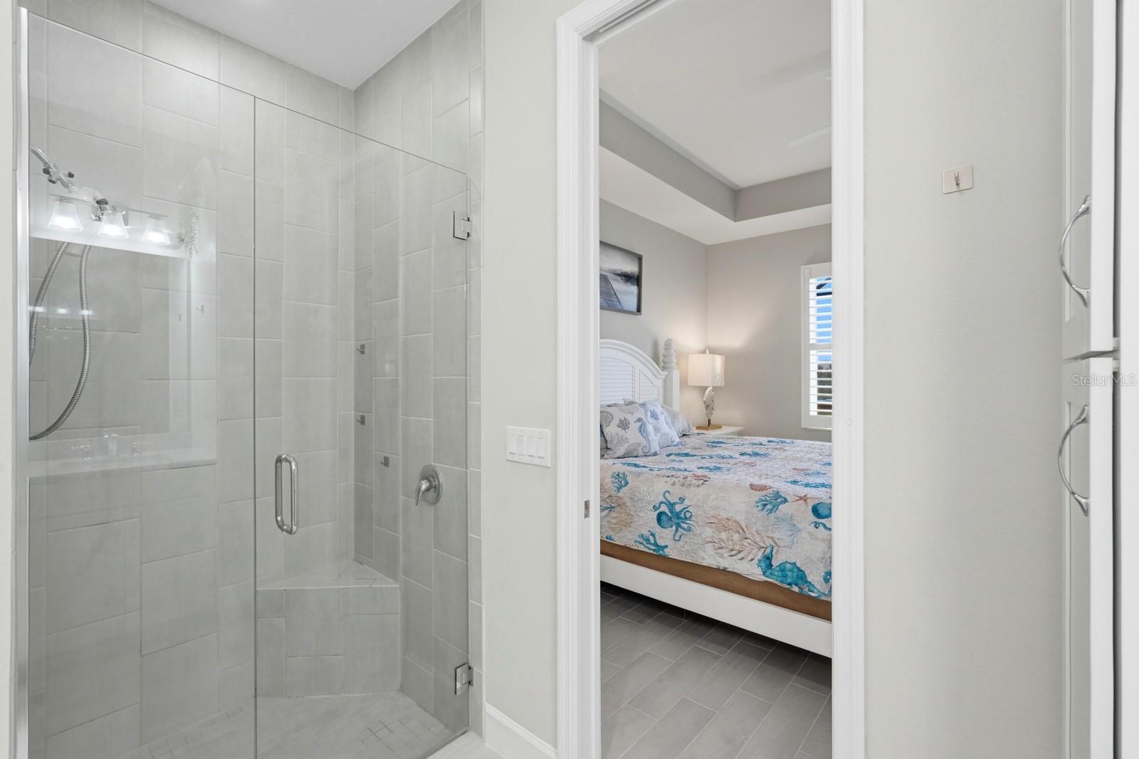 Image 17 of 36 For 896 Coral Reef Way