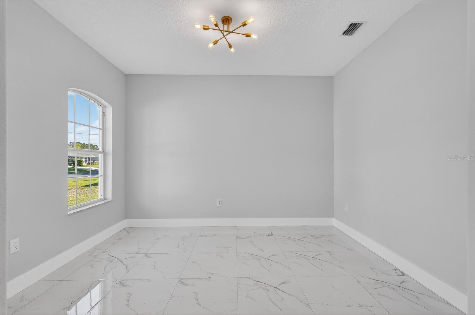 Image 16 of 59 For 8 Barkley Lane