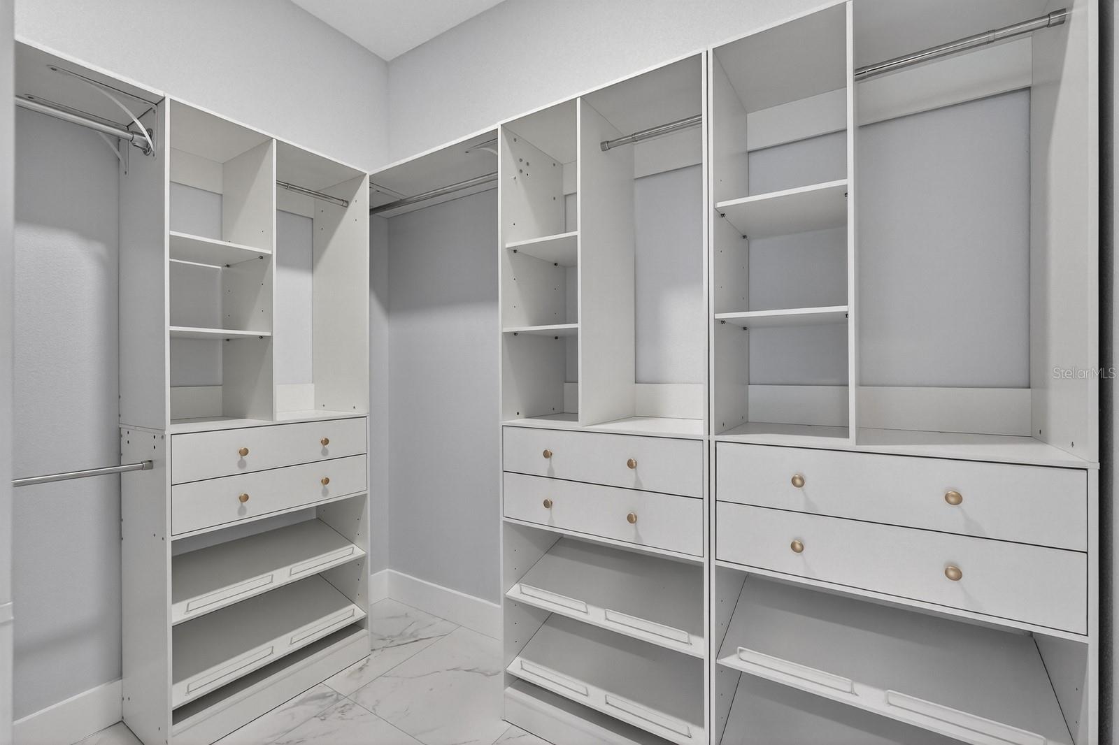 Image 20 of 59 For 8 Barkley Lane