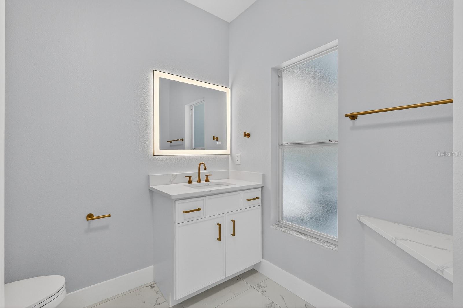 Image 27 of 59 For 8 Barkley Lane