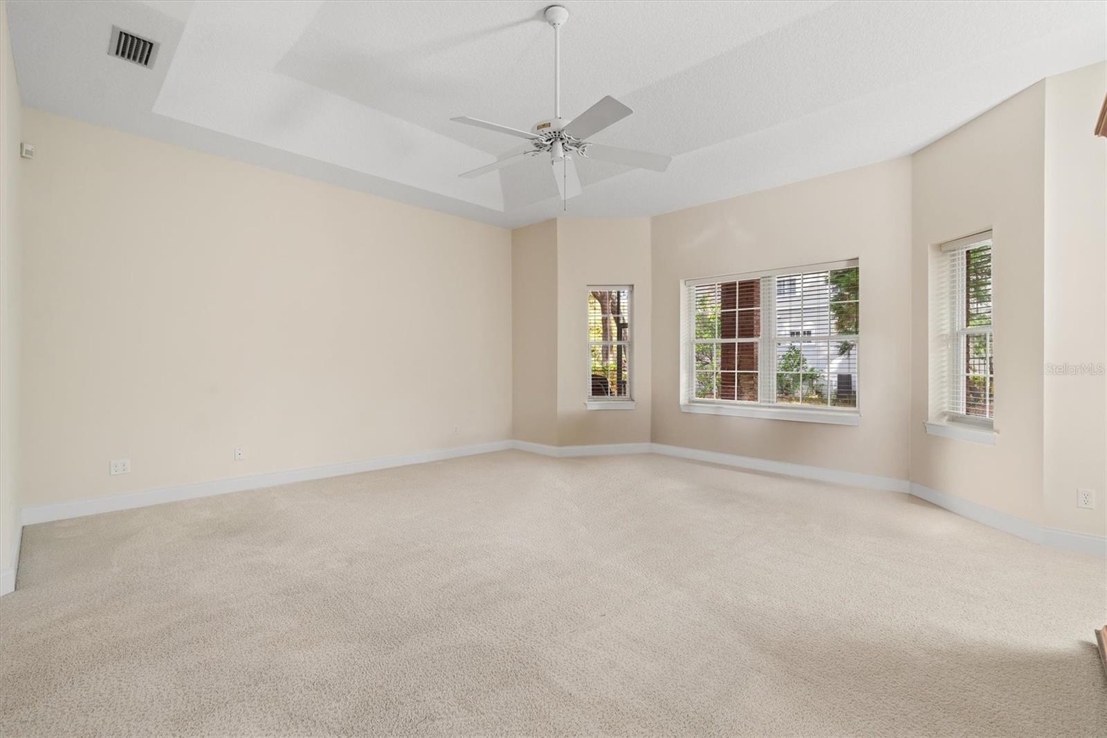 Image 23 of 63 For 125 Island Hammock Way