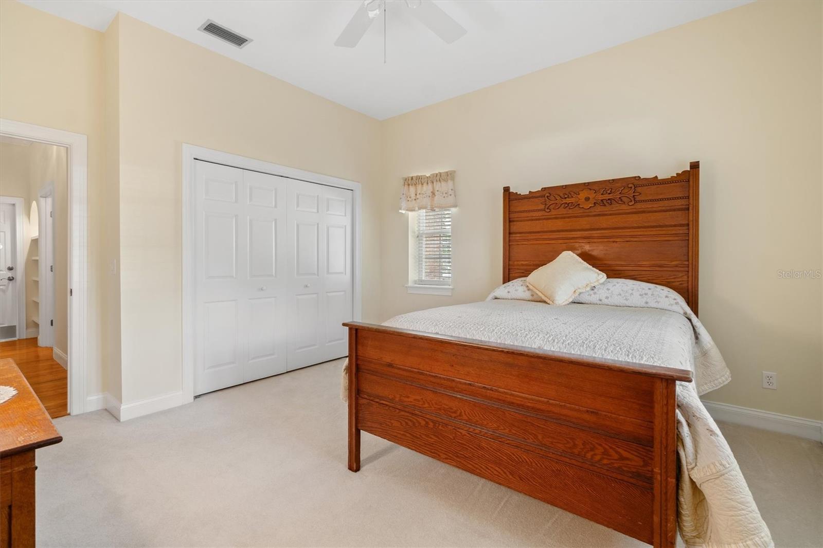 Image 37 of 63 For 125 Island Hammock Way