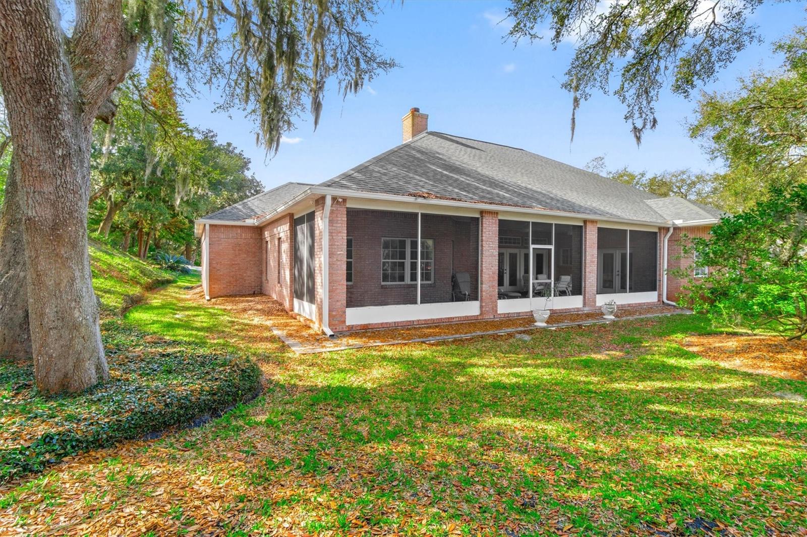 Image 44 of 63 For 125 Island Hammock Way