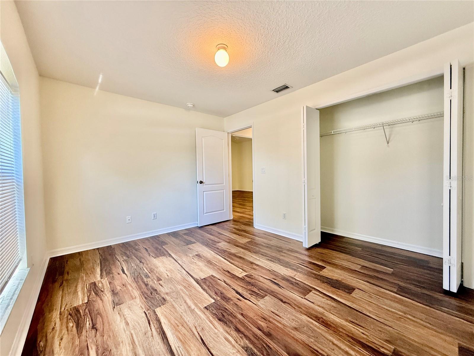 Image 11 of 80 For 3 Prosperity Lane A-b