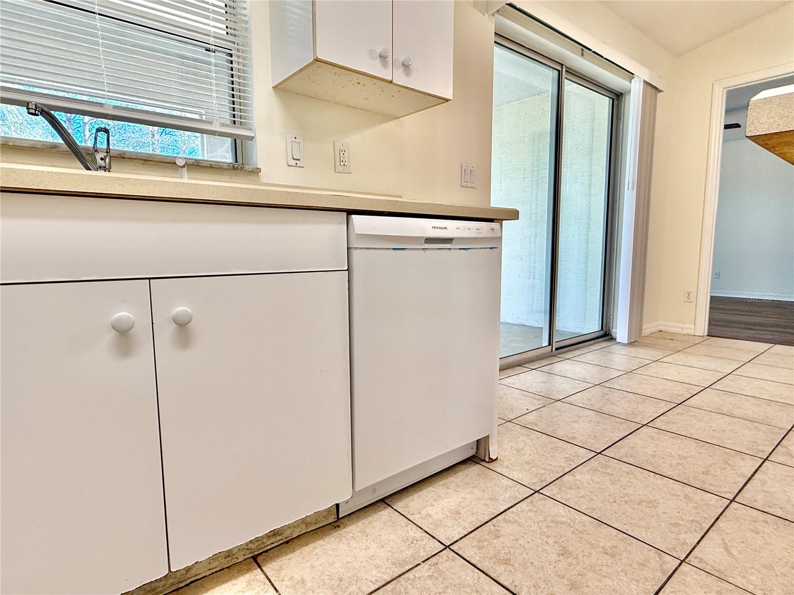 Image 21 of 80 For 3 Prosperity Lane A-b